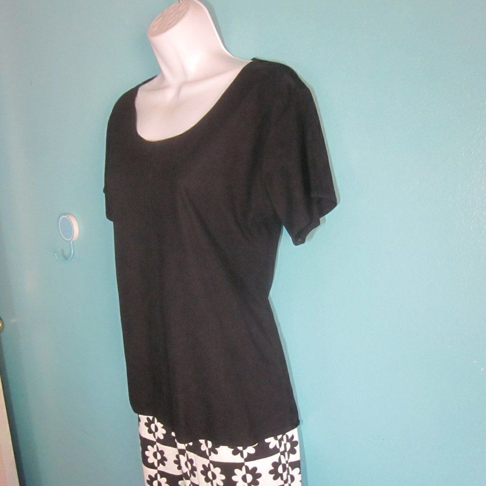 Nuance Womens Size M Vintage Black Leather Suede  Scoop Neck Tee Shirt Top 38"B